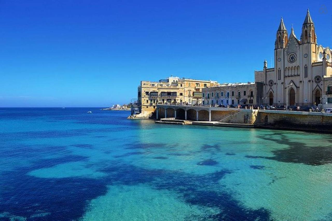 Modern 3 Bedroom Apartment in Central Sliema Buitenkant foto